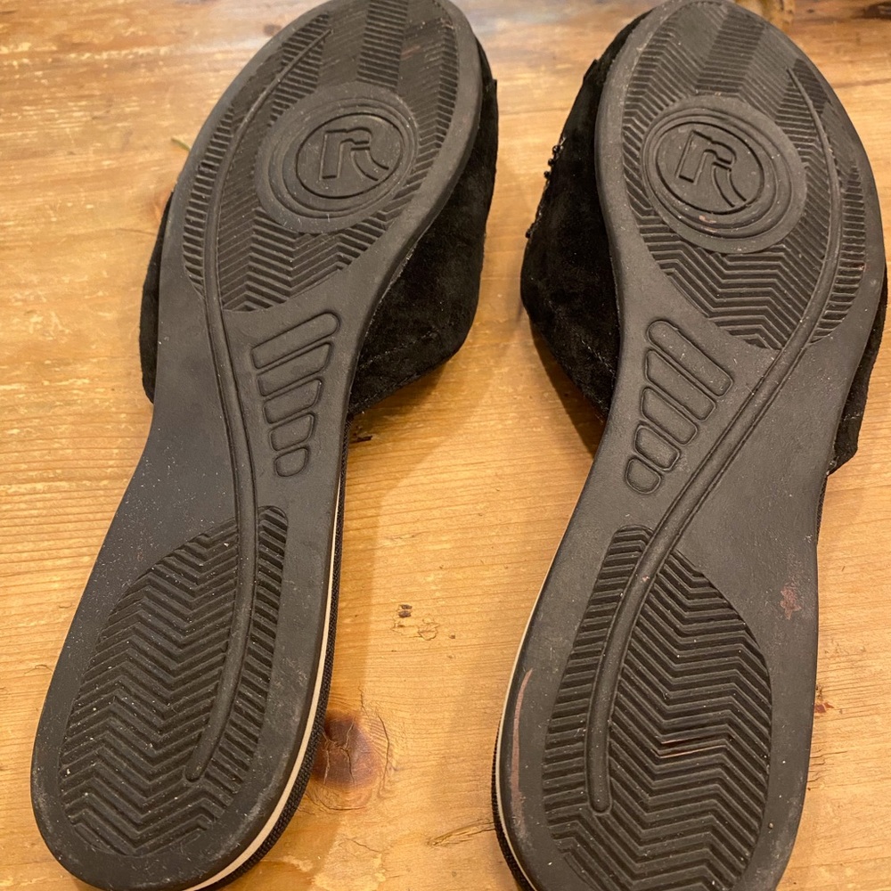 Report Velvet With Sequin Design Slippers - image 6